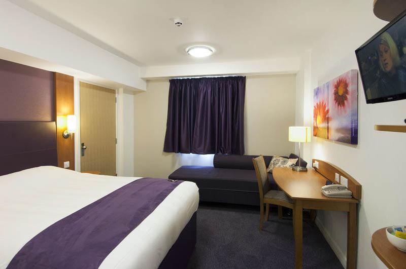 Premier Inn Premier Inn Wellingborough Exteriör bild